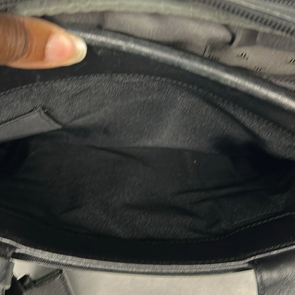 TUMI Rare black Alpha leather laptop briefcase messenger bag. Detach straps.